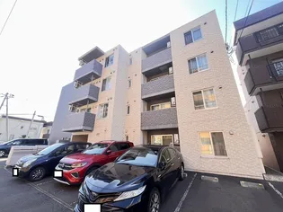 パロスバーデスコート中島公園【4階】の外観