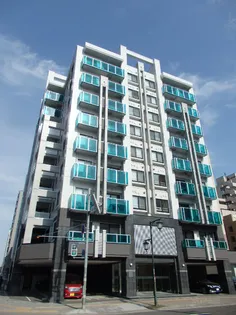 ノヴァ知事公館前【3階】の外観