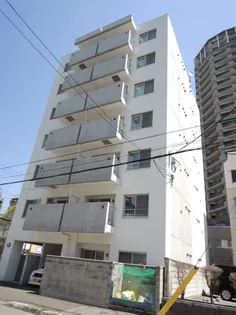 ブラントゥール伏見【2階】の外観