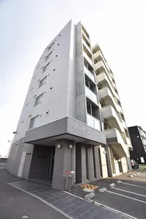 ラペズマン宮の沢【4階】の外観