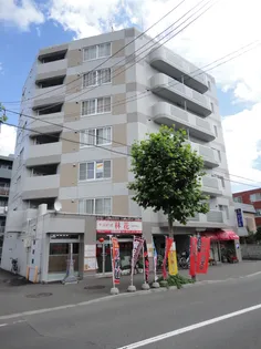 ファンシー西町【2階】の外観