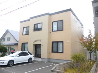 メゾングランイル【1階】の外観