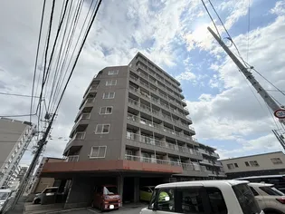 グランドパレス啓明【3階】の外観