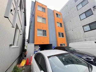 ラテルネ公園通り【1階】の外観