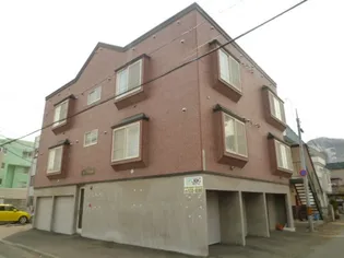 カーサ山鼻【105号室】の外観