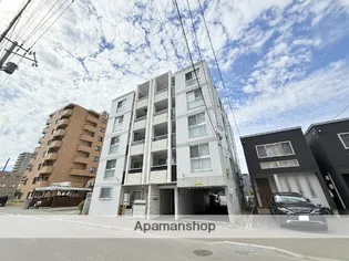 メニーズコート中央図書館の画像