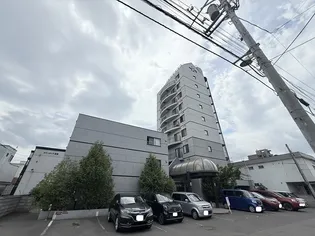 ラベニール伏見【702号室】の外観