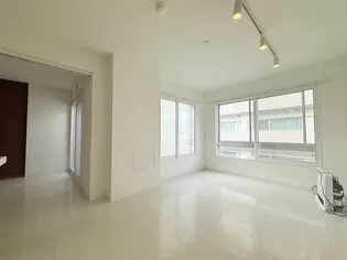 ヴィラアーバーナ桑園【4階】の居間