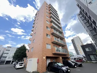 センタービル913【202号室】の外観