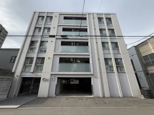 カレラ山鼻2ND【4階】の外観