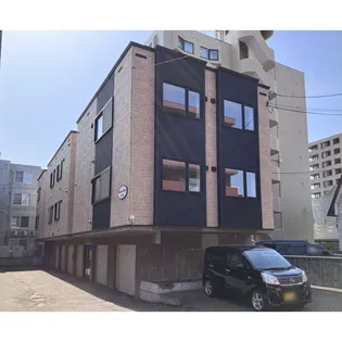 ステラガーデン山鼻【3階】の外観