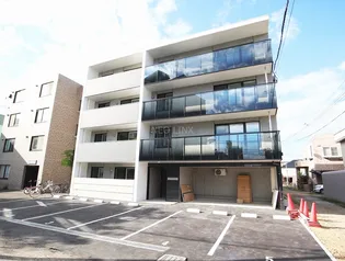 ロイヤルガーデン北6条【1階】の外観