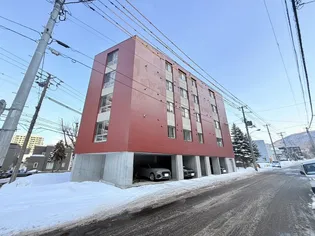 CASA ROSSA南円山(カーサロッサ)【3階】の外観