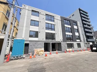 L/R YAMAHANA【4階】の外観