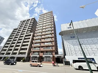 サンタの館裏参道の画像