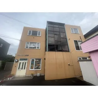 エンドレス西野【3階】の外観