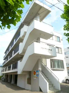 フロイデンス桑園【204号室】の外観