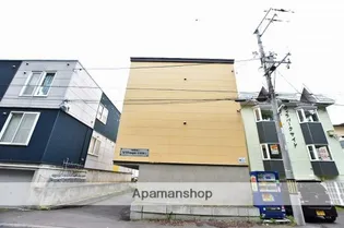 ヴィラージュ空港通【2階】の外観