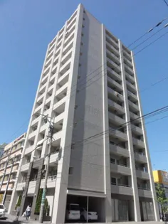 ラトゥールの画像