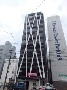 スペチアーレ・プリーモ【3階】の外観