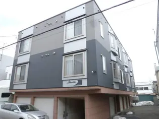 アドラブール元町【101号室】の外観