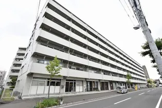 ファミール札幌【5階】の外観