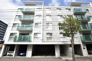 コローレN32ウエストの画像