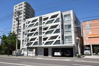 ファランドール宮の森の画像