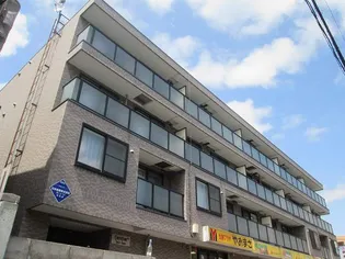 カルフール麻生【2階】の外観