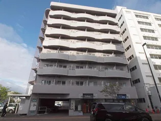 メゾンクレスト北大前【4階】の外観