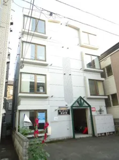 カントリーまるやま【2階】の外観