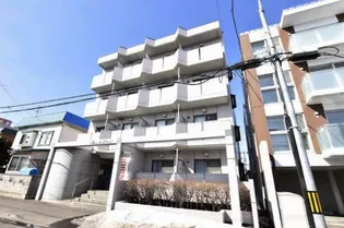 メゾン ド ルナールの画像