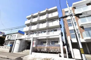 メゾン・ド・ルナール【406号室】の外観