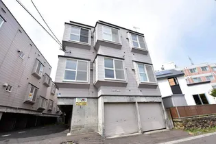 AMS緑B棟【0106号室】の外観