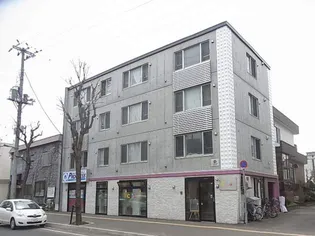 ベルニュアージュ東札幌【3階】の外観