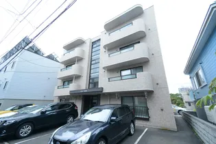 大光六番館【2階】の外観
