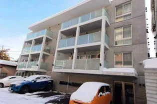 BERLINETTA EAST【1階】の外観