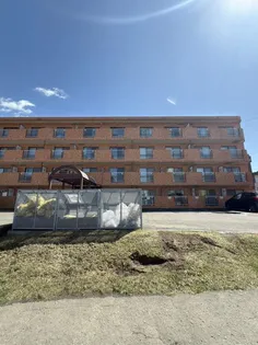 エンドレス三井西岡【1階】の外観