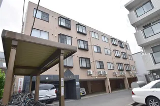 プレイズ澄川の画像