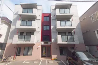 ローヤルハイツ月寒西【2階】の外観