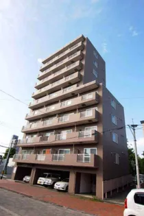 マッシモフェミニール菊水【202号室】の外観