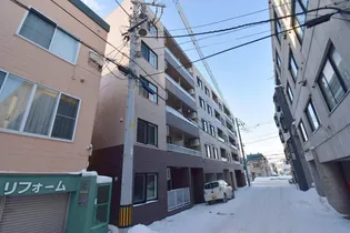 サンシティ平岸【5階】の外観