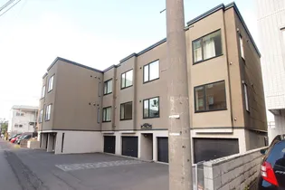 ミラ ピオーネの画像