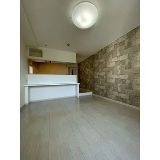 藤井ビル中の島Ⅱ【2階】の居間