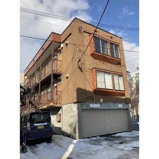 カールム栄通の画像