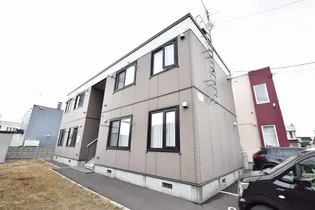 ディアス38【201号室】の外観