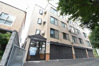 クリムゾン27の画像