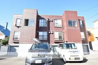 メイプルハイツ【2階】の外観