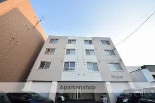 エルミタージュ【4階】の外観