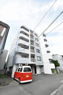 フェリスカーサN20【2階】の外観